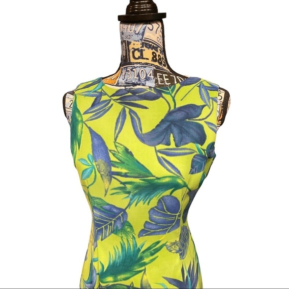 Women Dresses Midi - Designer - Picture 5 of 6